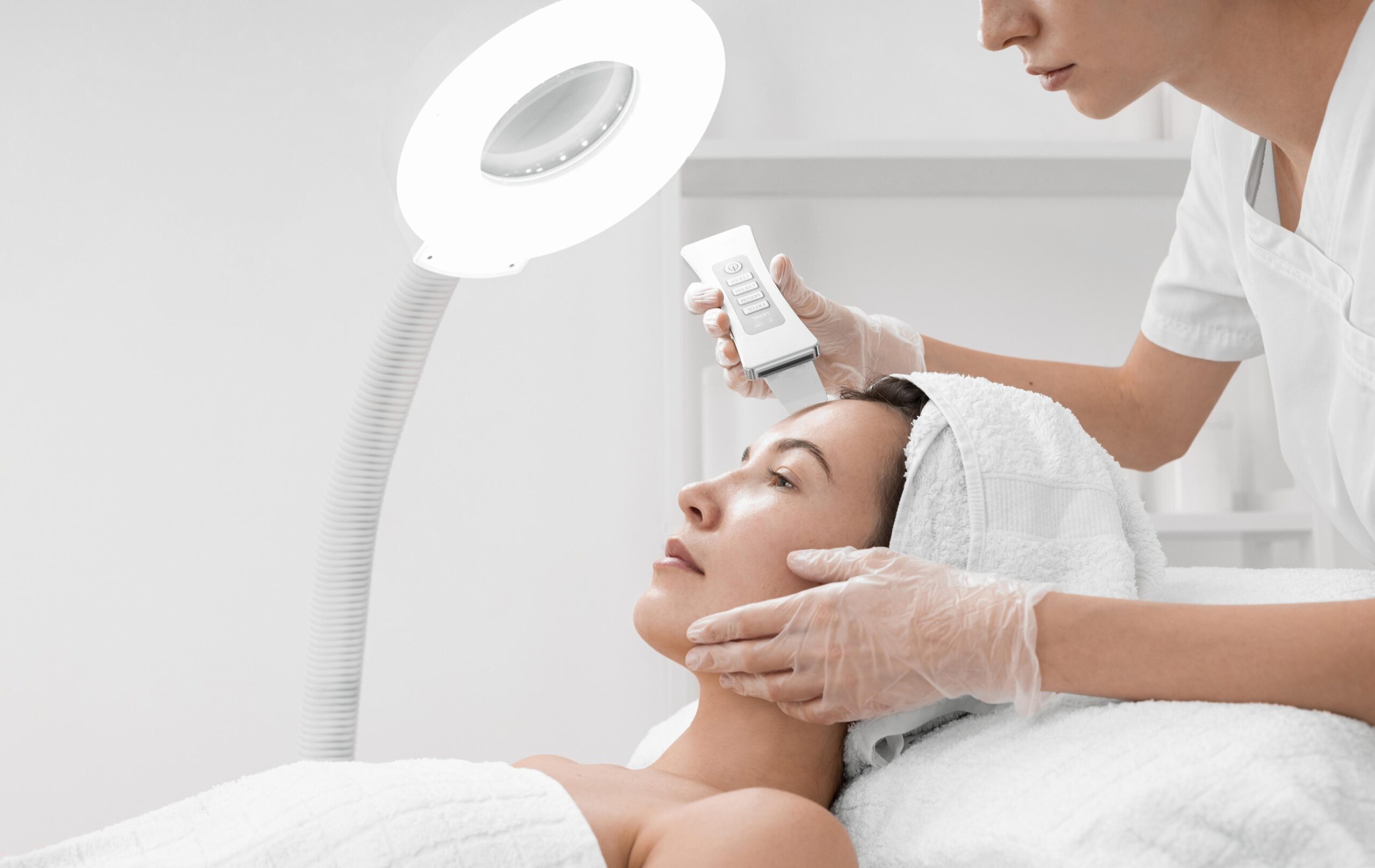 yeoseong gogaeg eul wihan eolgul miyong lutin eulhaneun miyongsa scaled